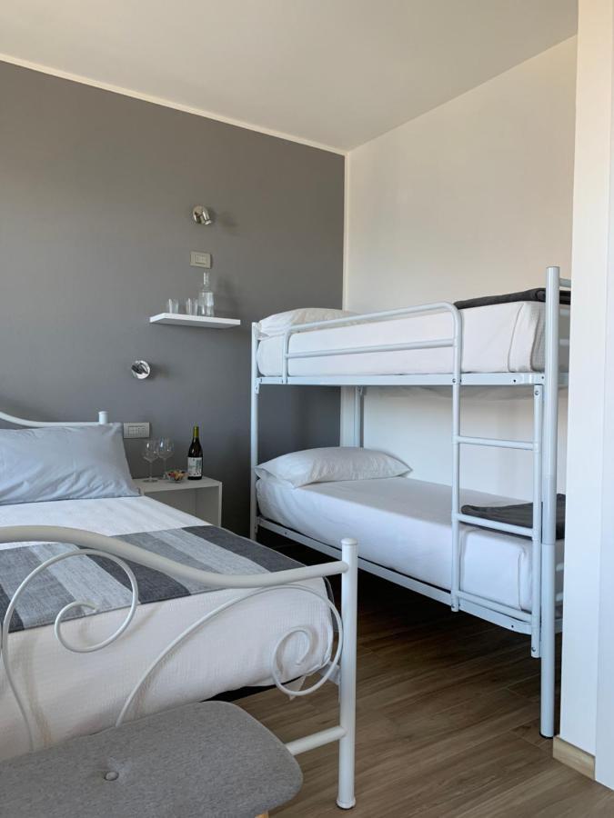 Bregagno B&B Musso ภายนอก รูปภาพ