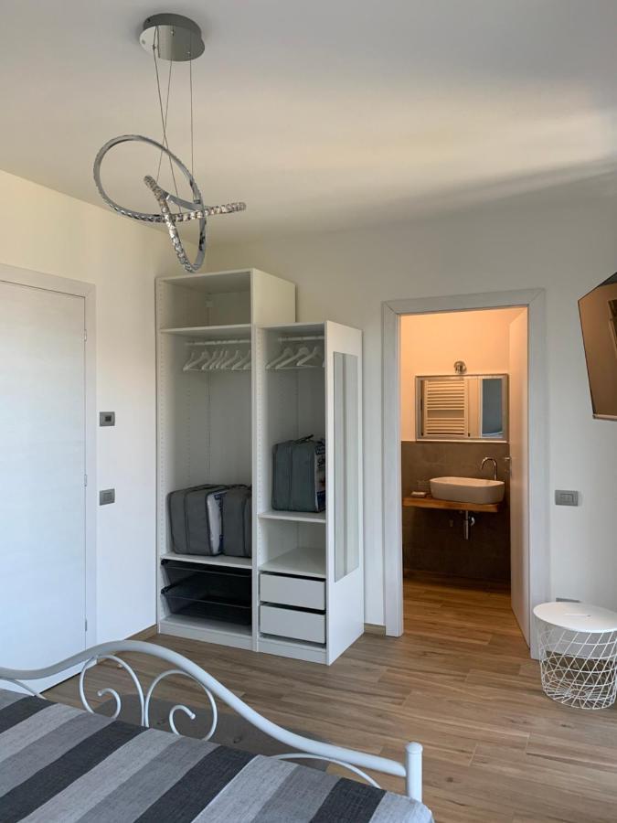 Bregagno B&B Musso ภายนอก รูปภาพ