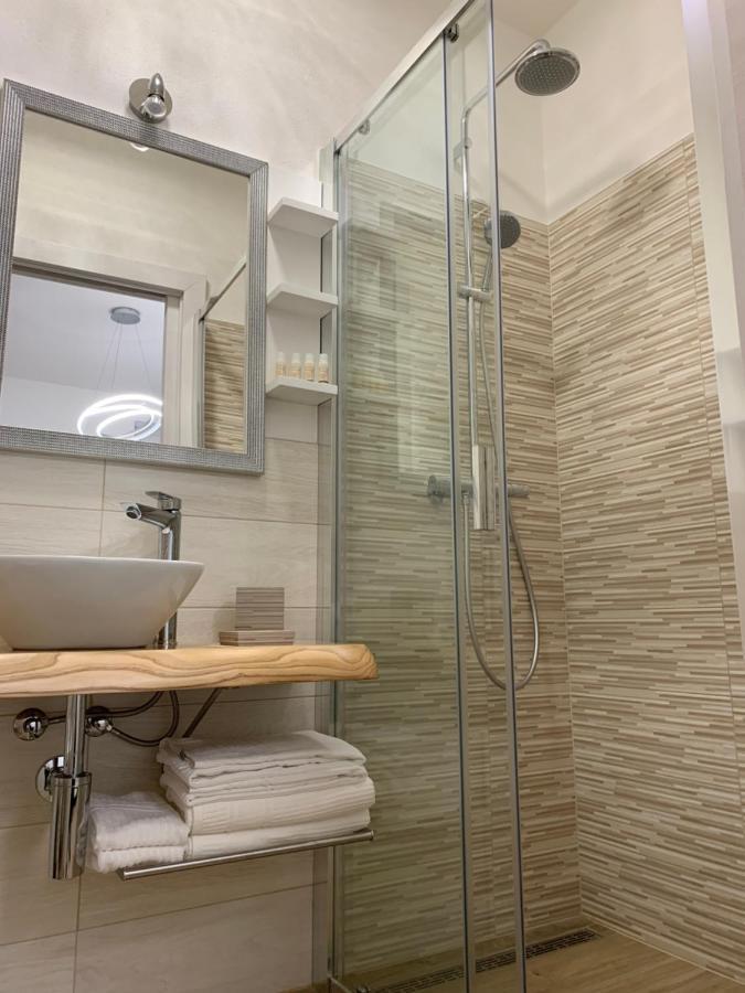 Bregagno B&B Musso ภายนอก รูปภาพ